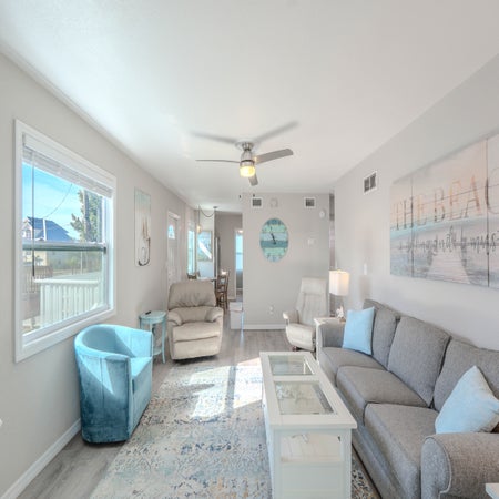 Blue Pearl Manor Upper