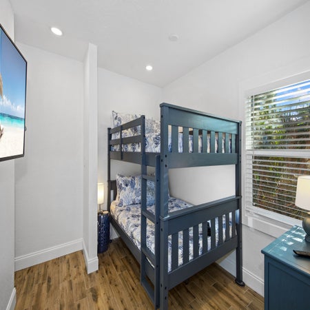 Coral Cove B