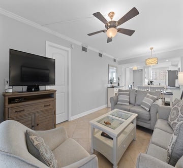 Carlos Pointe #213 Paradise Pointe