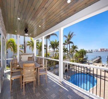 Bayview Sunset Getaway