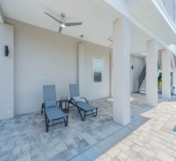 Shella Close To The Beach