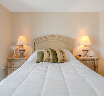 Island Winds Penthouse 1