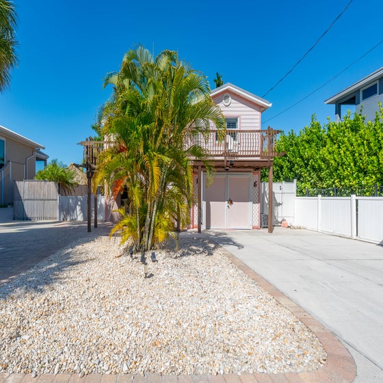 Welcome to Mango Bay Cottage B!