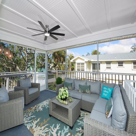Coral Cove B