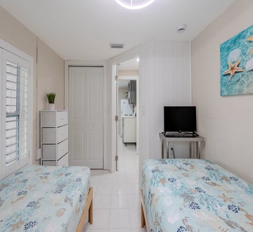 Mango Bay Cottage Estate