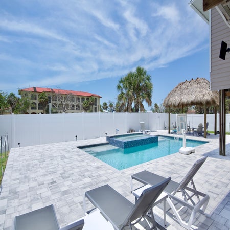 Vallie's Villa & Monty's Place