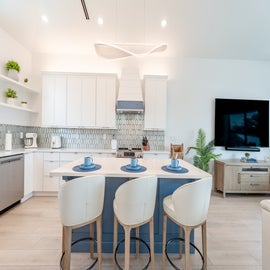 Breakfast Bar (on 2nd Floor)