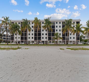Seaside Condo 109