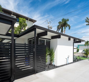 Curlew Beach Cottage