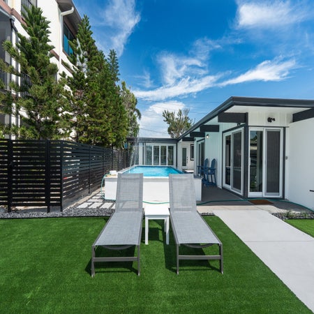 Curlew Beach Cottage