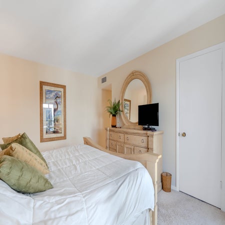Island Winds Penthouse 1