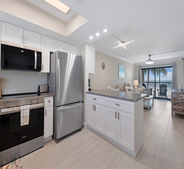 Seaside Condo 109