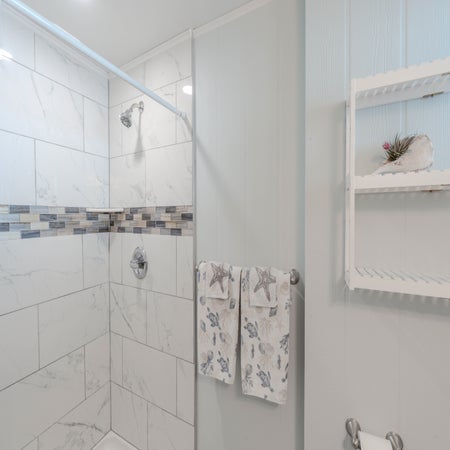 Blue Pearl Manor Lower