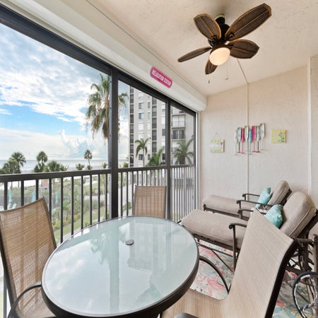 Caper Beach Club 313