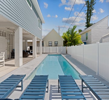 Pearl Street Retreat