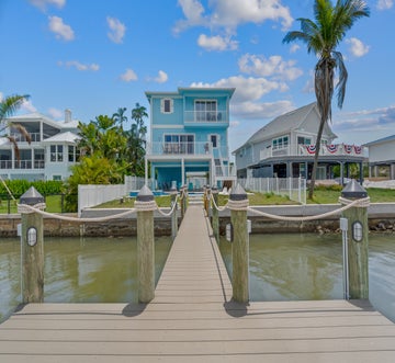 Blue Dolphin View