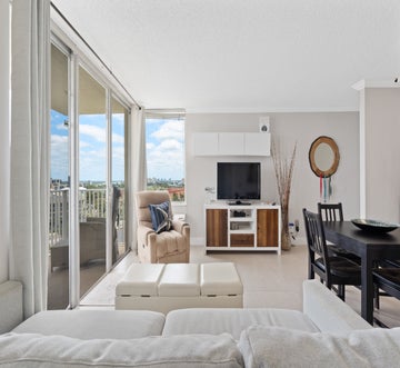Estero Beach & Tennis 901-C