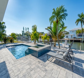 Shella Close To The Beach