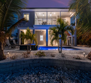 Shella Close To The Beach