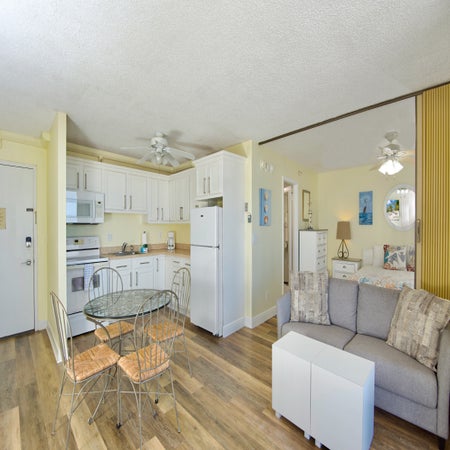 Estero Beach & Tennis 1001-A