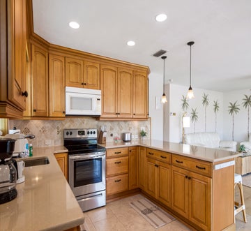 Vallie's Villa & Monty's Place