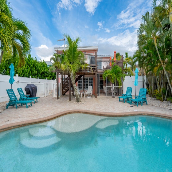 Welcome to Mango Bay Cottage Estate!