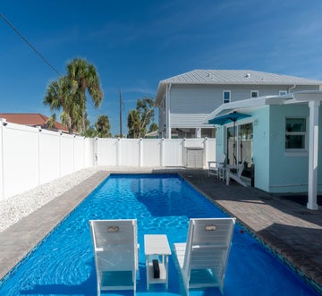 The Blue Heron Hideaway