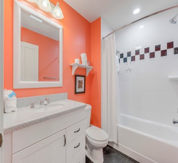 Harbour House 215