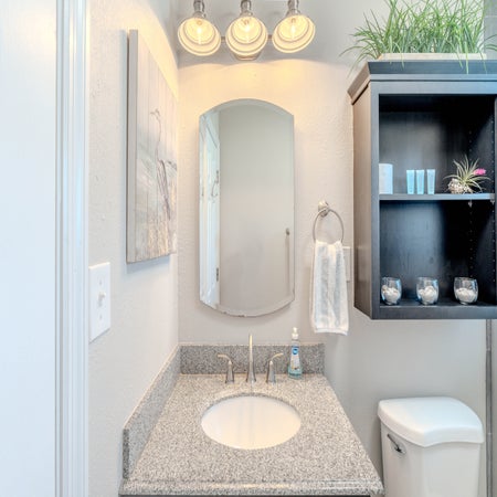 Blue Pearl Manor Upper