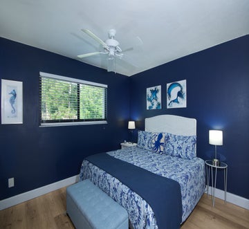 Estero Island Yacht & Racquet 320