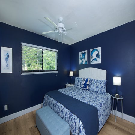 Estero Island Yacht & Racquet 320