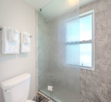 Blue Pearl Manor Upper