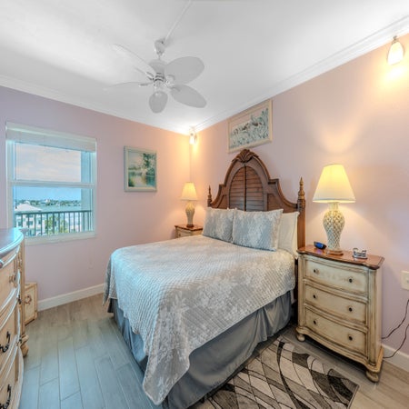 Gateway Villas 595