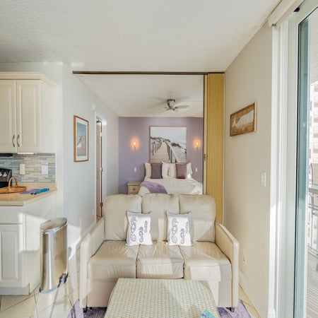 Estero Beach & Tennis 605-C