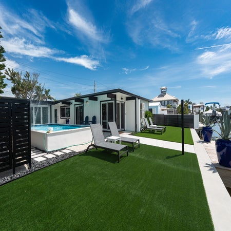 Curlew Beach Cottage