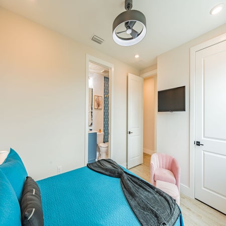 Premier Island Escape