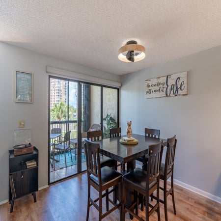 Santa Maria I #104- The Sunnyside