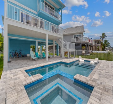 Blue Dolphin View