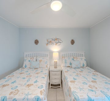 Blue Pearl Manor Lower