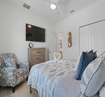 Pearl Street Retreat