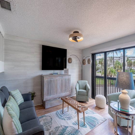 Living room glow-up: beach views + endless sunshine.