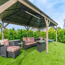 Dockside seating