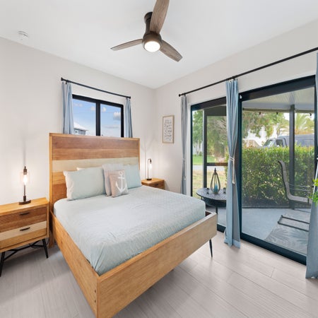 Sunshine Dock House