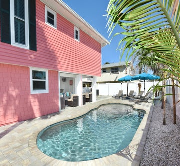Coral Cove B