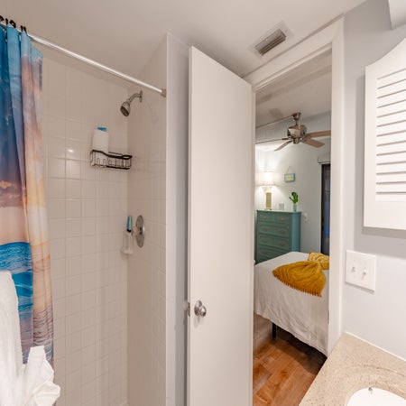 Santa Maria I #104- The Sunnyside