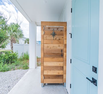 Premier Island Escape