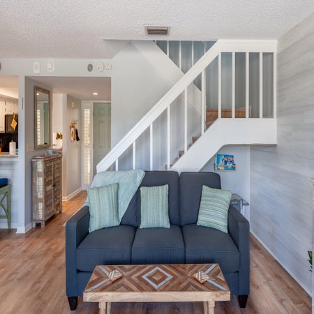 Santa Maria I #104- The Sunnyside