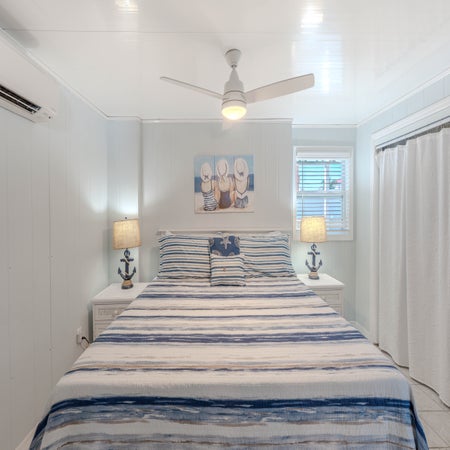 Blue Pearl Manor Lower