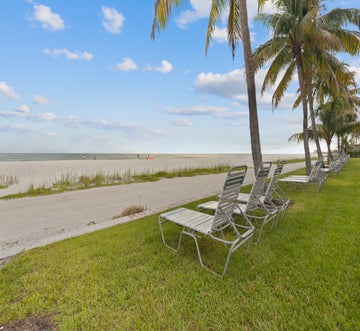 Seaside Condo 109