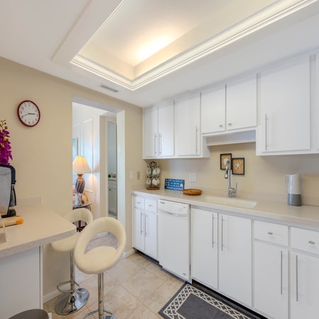 Island Winds Penthouse 1